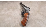 SMITH & WESSON ~ 629 ~ .44 MAGNUM - 4 of 6