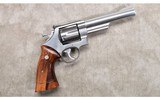 SMITH & WESSON ~ 629-2 ~ .44 MAGNUM - 1 of 9