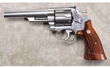 SMITH & WESSON ~ 629-2 ~ .44 MAGNUM - 2 of 9