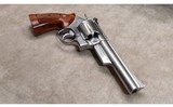 SMITH & WESSON ~ 629 ~ .44 MAGNUM - 3 of 9
