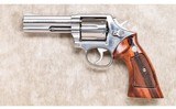 Smith & Wesson ~ Model 681-1 ~ .357 Magnum - 3 of 10