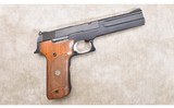 SMITH & WESSON ~ 422 ~ .22 LONG RIFLE