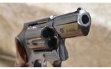 Smith & Wesson ~ Model 40 ~ .38 Special - 5 of 10