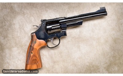 Smith & Wesson ~ Model 25-15 ~ .45 Colt