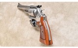 Smith & Wesson ~ Model 657 ~ .41 Magnum - 4 of 11