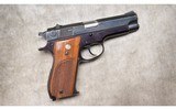 Smith & Wesson ~ Model 39-2 ~ 9mm Luger - 1 of 5