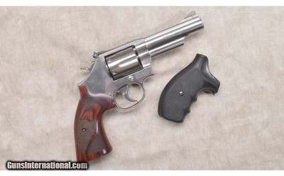 SMITH & WESSON ~ 66-7 ~ .357 MAGNUM