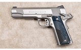 COLT ~ GOVERNMENT ~ NRA GUN OF THE YEAR ~ .45 AUTO - 2 of 8