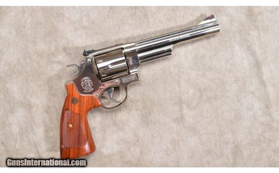 SMITH & WESSON ~ 29-10 ~.44 MAGNUM