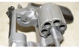 SMITH & WESSON ~ 686-6 ~ .357 MAGNUM - 5 of 8