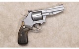 SMITH & WESSON ~ 686-6 ~ .357 MAGNUM - 1 of 8