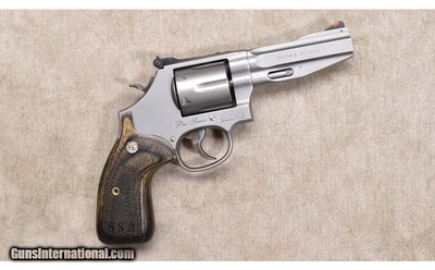 SMITH & WESSON ~ 686-6 ~ .357 MAGNUM