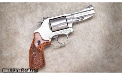 Smith & Wesson ~ Model 60-15 ~ .357 Magnum