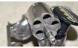 SMITH & WESSON ~ 60 ~ .38 S&W SPECIAL - 5 of 6
