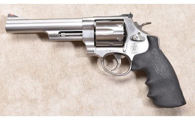SMITH & WESSON ~ 629-6 ~.44 MAGNUM