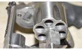 SMITH & WESSON ~ 629-6 ~.44 MAGNUM - 4 of 5