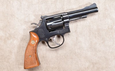 SMITH & WESSON ~ 18-3 ~ .22 LONG RIFLE