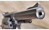 Smith & Wesson ~ Model 17-5 ~ .22 Long Rifle - 5 of 12