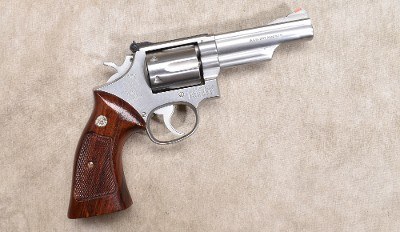 SMITH & WESSON ~ 66-1 ~ .357 MAGNUM