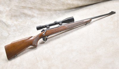WINCHESTER ~ 70 ~ .243 WINCHESTER
