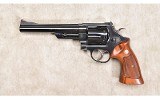Smith & Wesson ~ Model 29-2 ~ .44 Magnum - 3 of 11