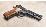 Smith & Wesson ~ Model 52-2 ~ .38 Special (WADCUTTERS ONLY) - 2 of 8