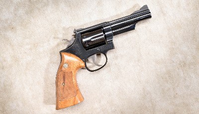 Smith & Wesson ~ Model 19-4 ~ .357 Magnum