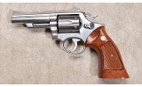 SMITH & WESSON ~ MODEL 66 ~ .357 MAGNUM - 2 of 10