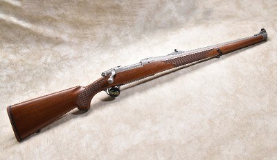 RUGER ~ M77 HAWKEYE ~ .250 SAVAGE