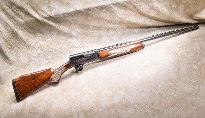 Browning ~ Light Twelve ~ 12 Gauge