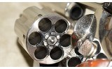 SMITH & WESSON ~ 29-2 ~ .44 MAGNUM - 9 of 11
