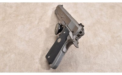 COLT ~ GOVERNMENT MK IV, SERIES 80 ~ .45 AUTO - Image 4 of 4