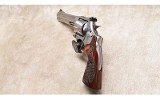 Smith & Wesson ~ 629-6 ~ .44 Magnum - 4 of 9