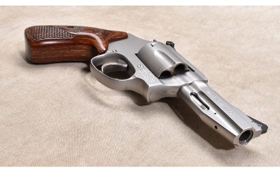 SMITH & WESSON ~ 60-15 ~ .357 MAGNUM - Image 3 of 10
