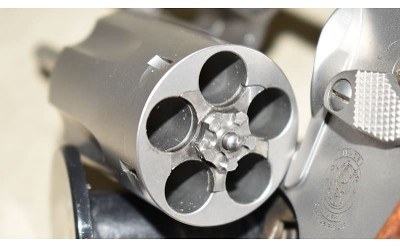 SMITH & WESSON ~ 60-15 ~ .357 MAGNUM - Image 10 of 10