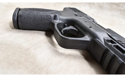 SMITH & WESSON ~ M&P9 ~ 9MM LUGER - Image 3 of 6