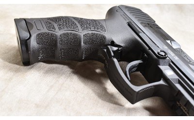 HECKLER & KOCH ~ P30 ~ 9MM LUGER - Image 3 of 6