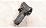 HECKLER & KOCH ~ P2000 ~ .40 S&W - 4 of 5