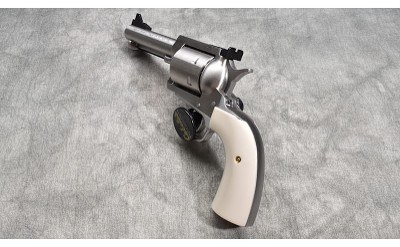MAGNUM RESEARCH ~ BFR ~ .44 REMINGTON MAGNUM - Image 4 of 6