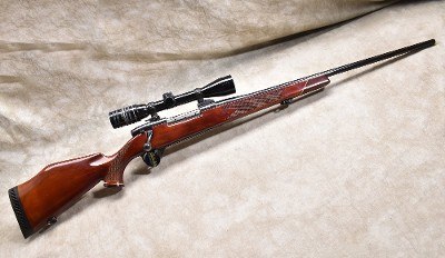WEATHERBY ~ MARK V ~ .257 WEATHERBY MAGNUM - Image 1 of 11