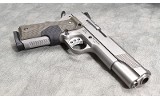 SMITH & WESSON ~ SW1911 ~ .45 AUTO - Image 3 of 6