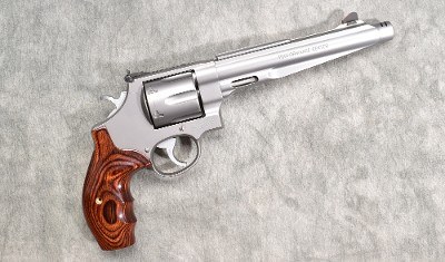 SMITH & WESSON ~ 629-6 ~ .44 MAGNUM - Image 1 of 10