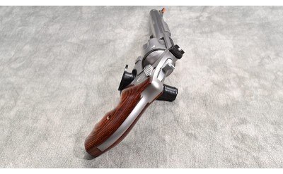 SMITH & WESSON ~ 629-6 ~ .44 MAGNUM - Image 5 of 10