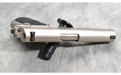 COLT ~ COMBAT COMMANDER ~ .45 AUTO - Image 6 of 6