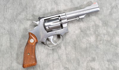 SMITH & WESSON ~ 63 "KIT GUN" ~ .22 LONG RIFLE - Image 1 of 10