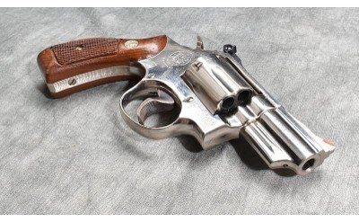 SMITH & WESSON ~ 19-3 ~ .357 MAGNUM - Image 3 of 9