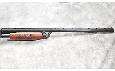 ITHACA ~ 37 FEATHERLIGHT ~ 12 GAUGE - Image 4 of 11