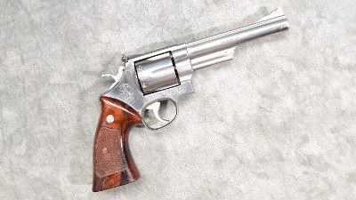 Smith & Wesson ~ 629-1 ~ .44 Magnum - Image 1 of 11