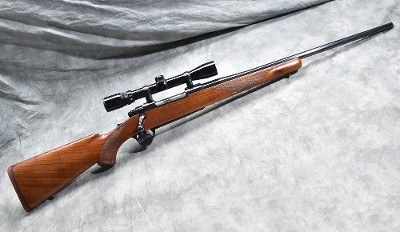 RUGER ~ M77 ~ .30-06 SPRINGFIELD - Image 1 of 11