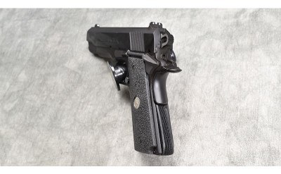 Colt ~ Combat Commander ~ .45 Auto - Image 4 of 8